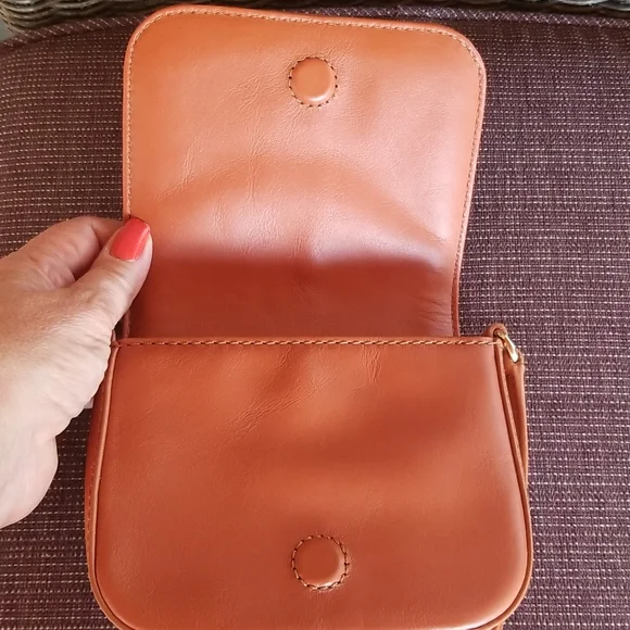 Kate Spade Black and Brown Crossbody Bag with Braided Detail - Picture 6 of 12